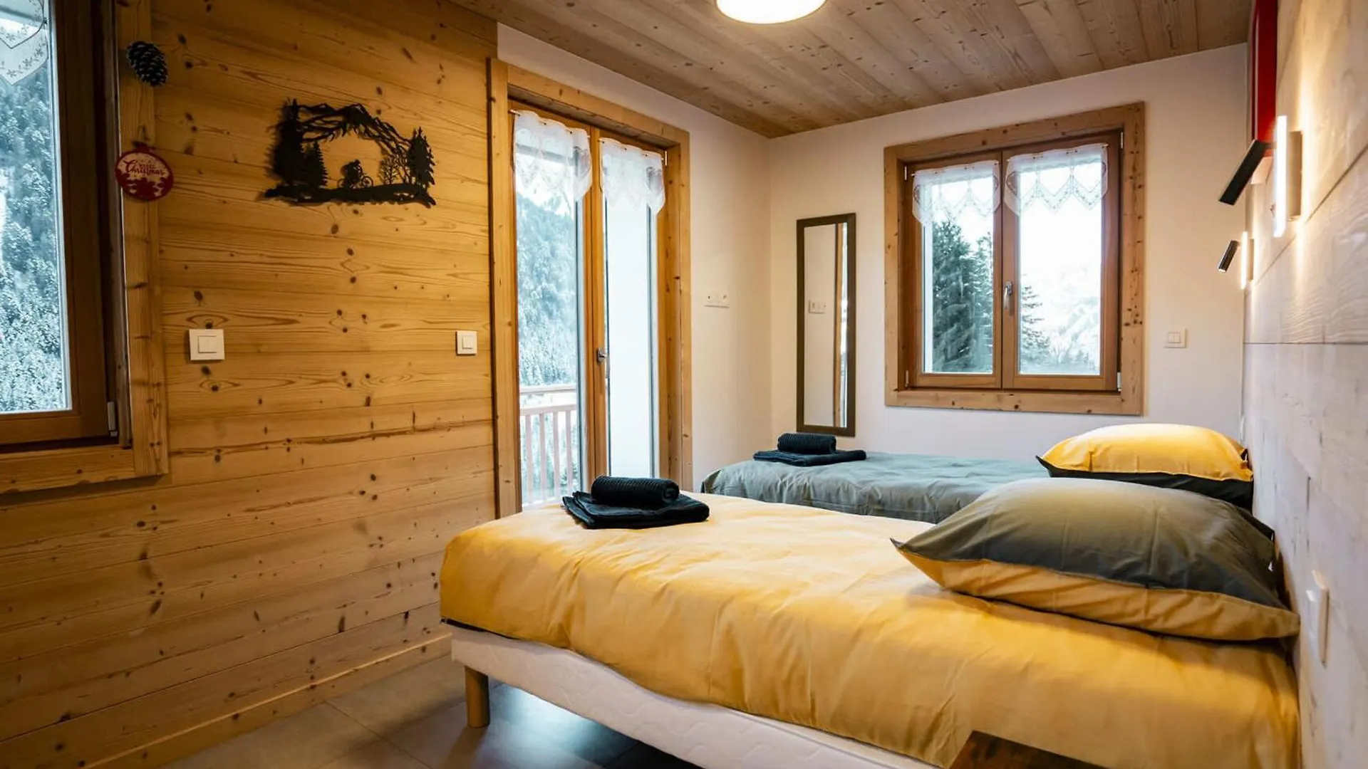 Chalet 6 Pieces Neuf, 12 Pers, 3 Sdb, Parking, Terrasse, Proche Remontees - Fr-1-676-193 Chatel