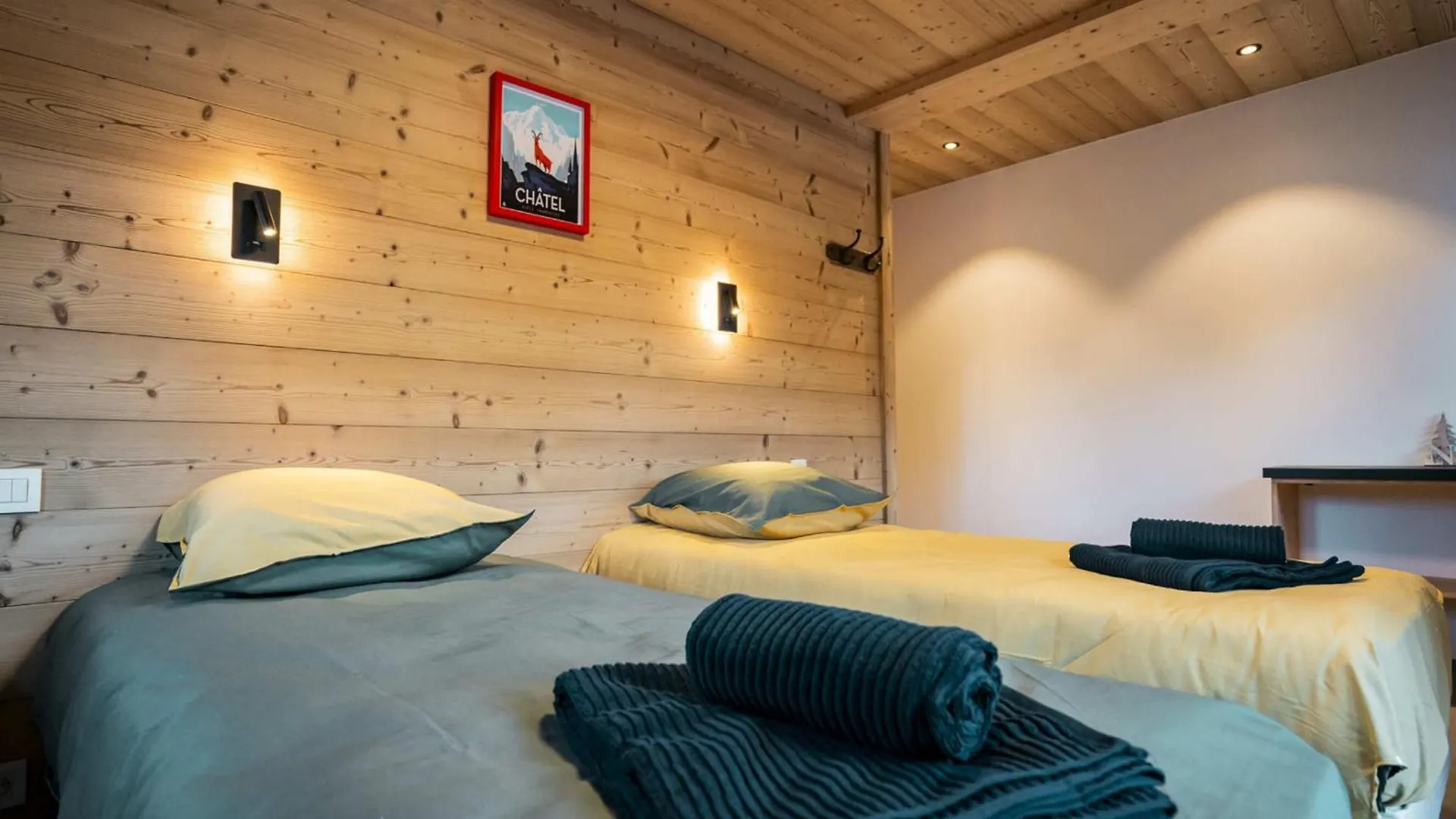 Apartment Chalet 6 Pieces Neuf, 12 Pers, 3 Sdb, Parking, Terrasse, Proche Remontees - Fr-1-676-193 Chatel