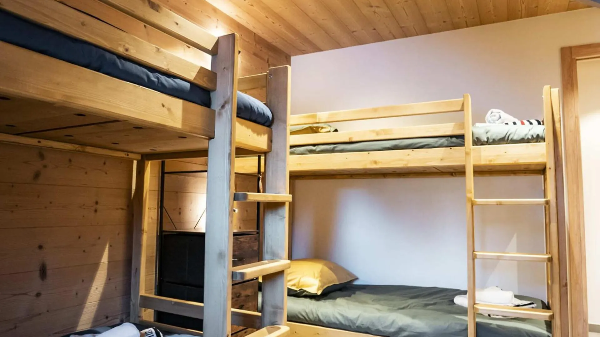 Chalet 6 Pieces Neuf, 12 Pers, 3 Sdb, Parking, Terrasse, Proche Remontees - Fr-1-676-193 Chatel